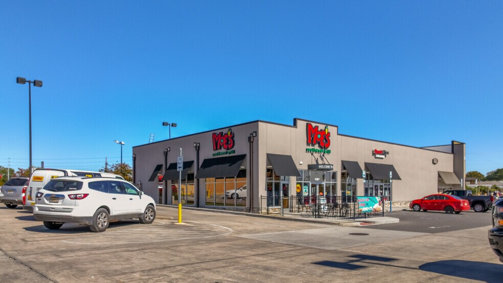 More Photos Of 1216 Cullman Shopping Ctr NW, Cullman Unknown For Lease