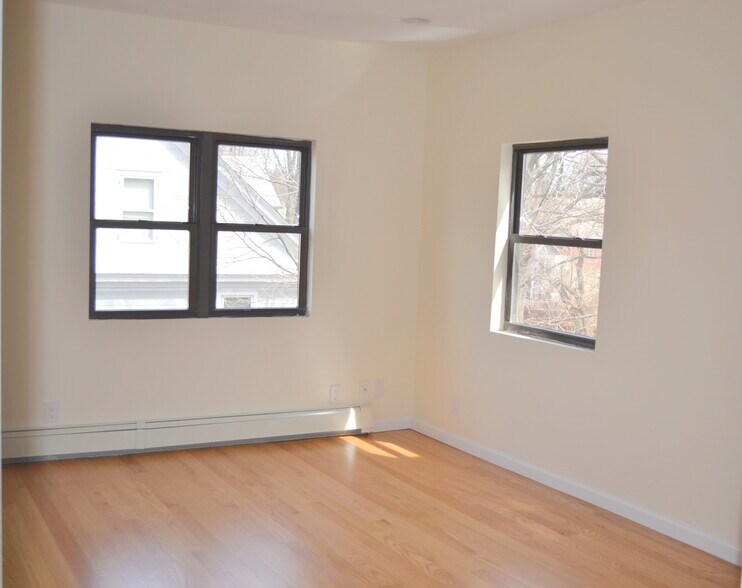 More Photos Of 3 Sherman Ave, Mount Vernon Multifamily For Sale