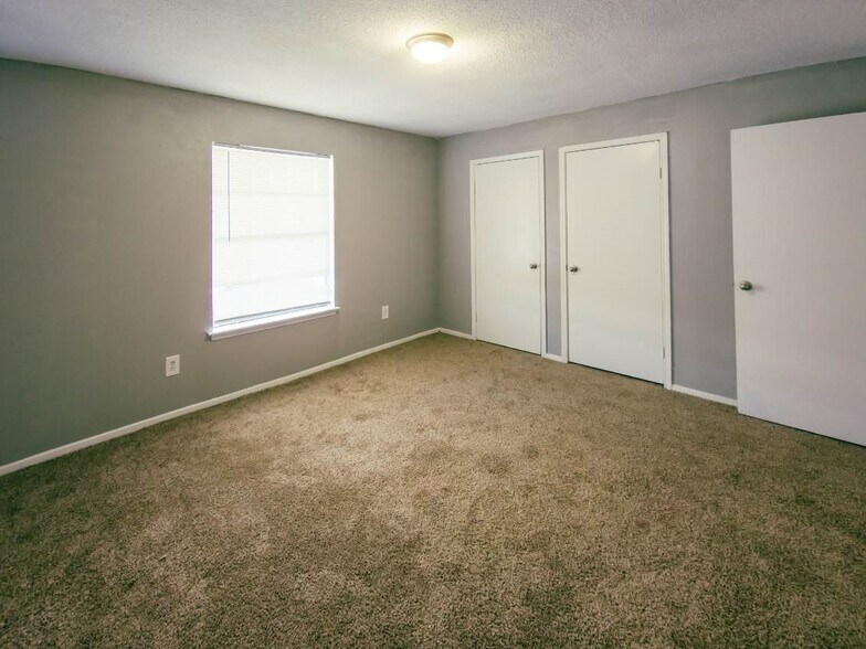 More Photos Of 8600 Theta St, Houston Apartments For Sale