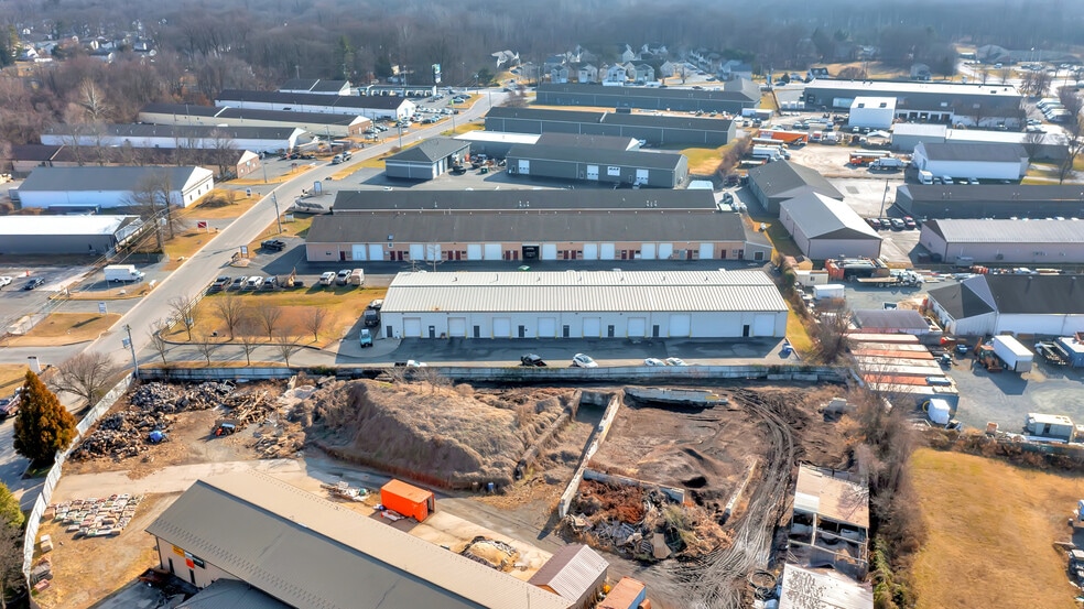 More Photos Of 73 Albe Dr, Newark Warehouse For Lease