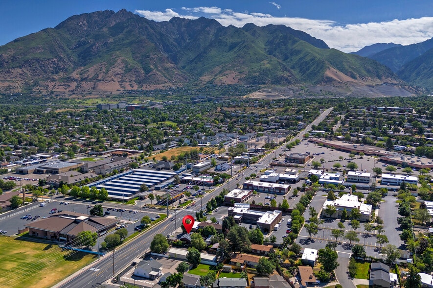More Photos Of 2194 E Fort Union Blvd, Salt Lake City Freestanding For Sale
