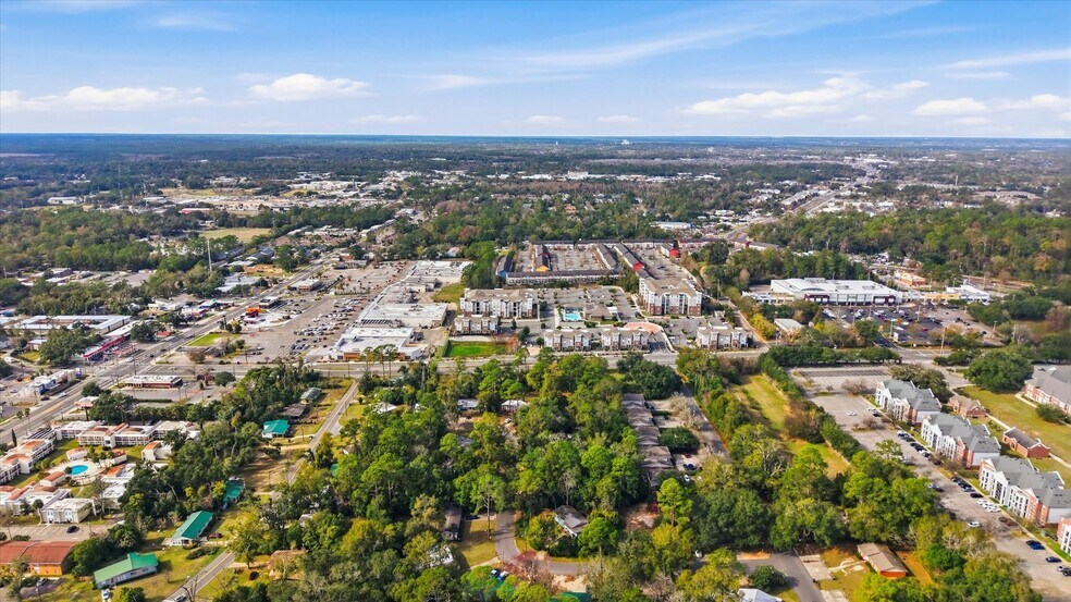 More Photos Of 1950 W Pensacola St, Tallahassee Fast Food For Lease