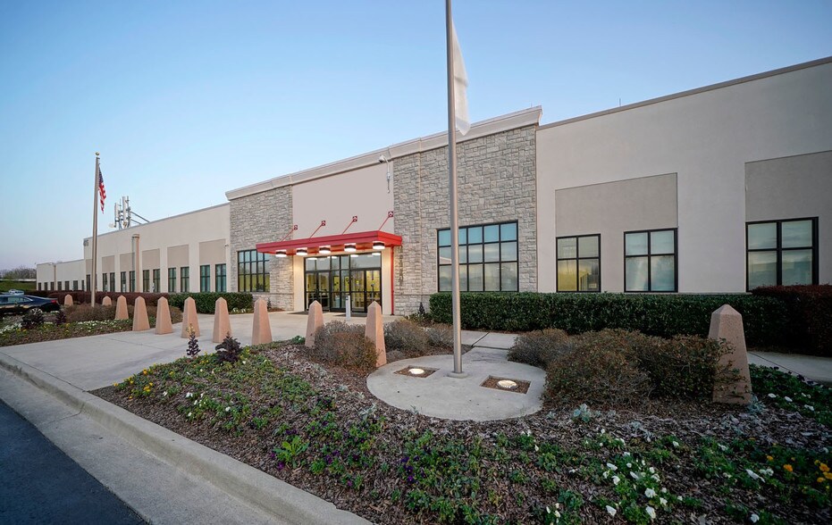 More Photos Of 475 Quality Cir, Huntsville Office For Lease