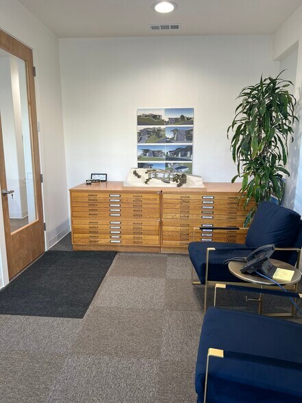 More Photos Of 372 Castro St, Mountain View Office For Lease