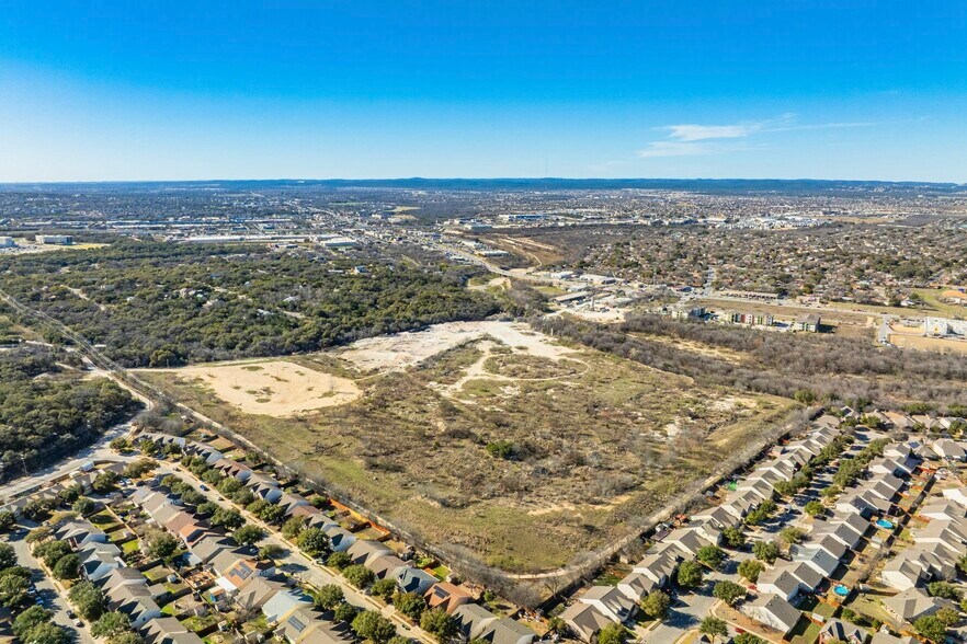 More Photos Of 00 Impala Summit, San Antonio Land For Lease