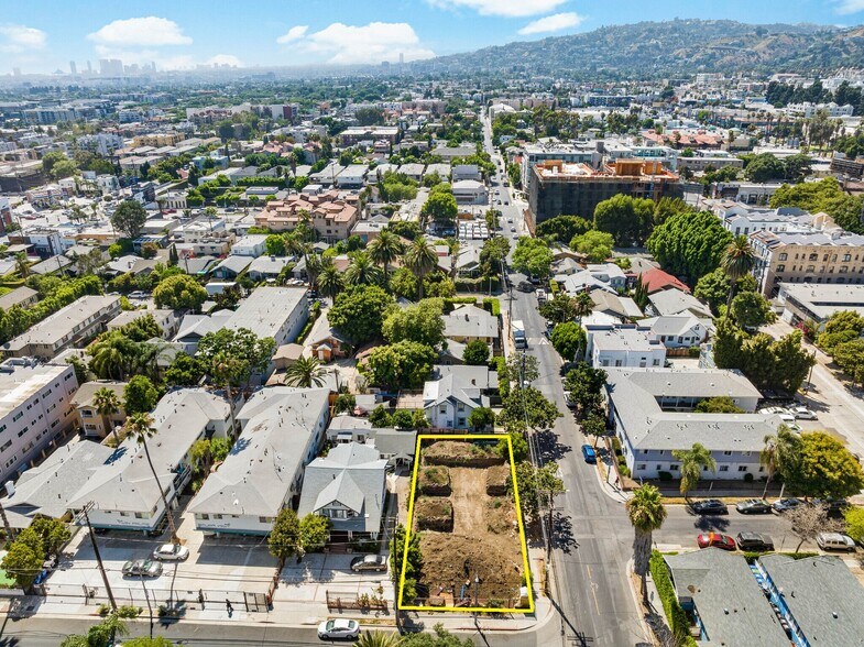 More Photos Of 1357 N Las Palmas Ave, Los Angeles Land For Sale