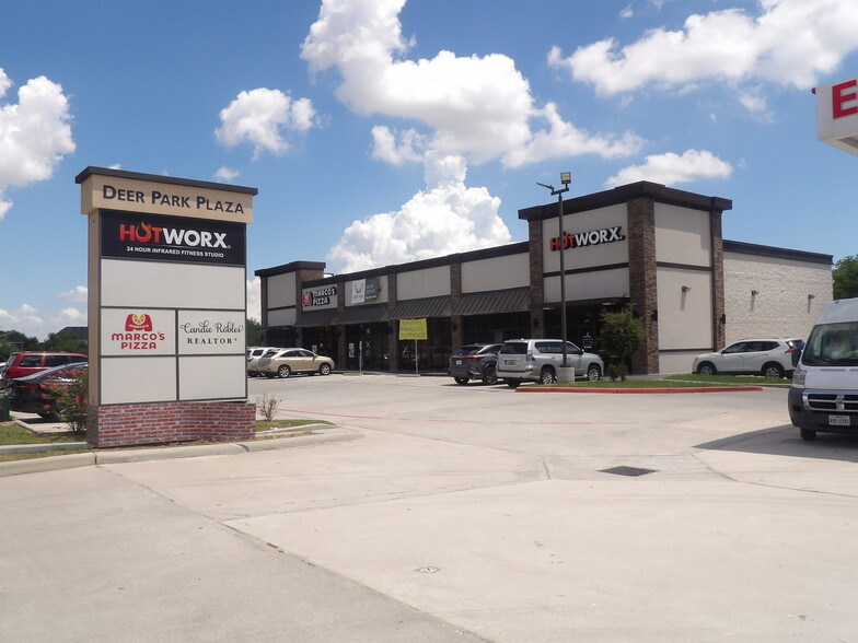 Primary Photo Of 3401 East Blvd, Deer Park Storefront For Lease