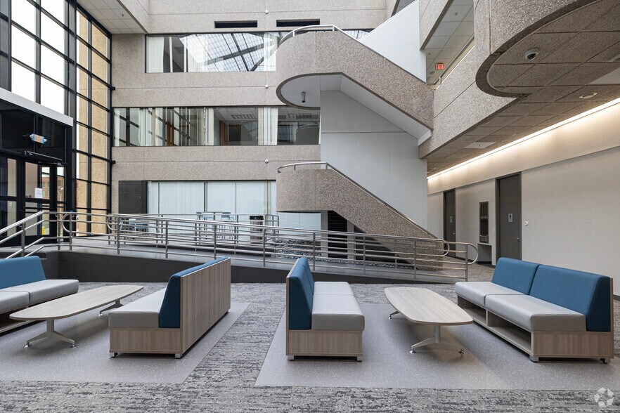 More Photos Of 120 Thomas St, Worcester Medical For Lease