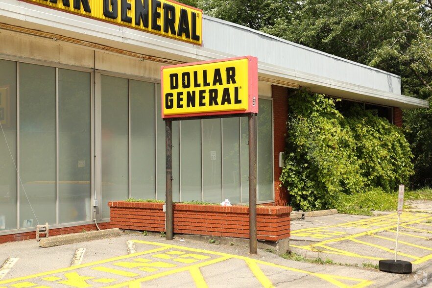 More Photos Of 11273 Maple Ridge Rd, Medina Freestanding For Sale