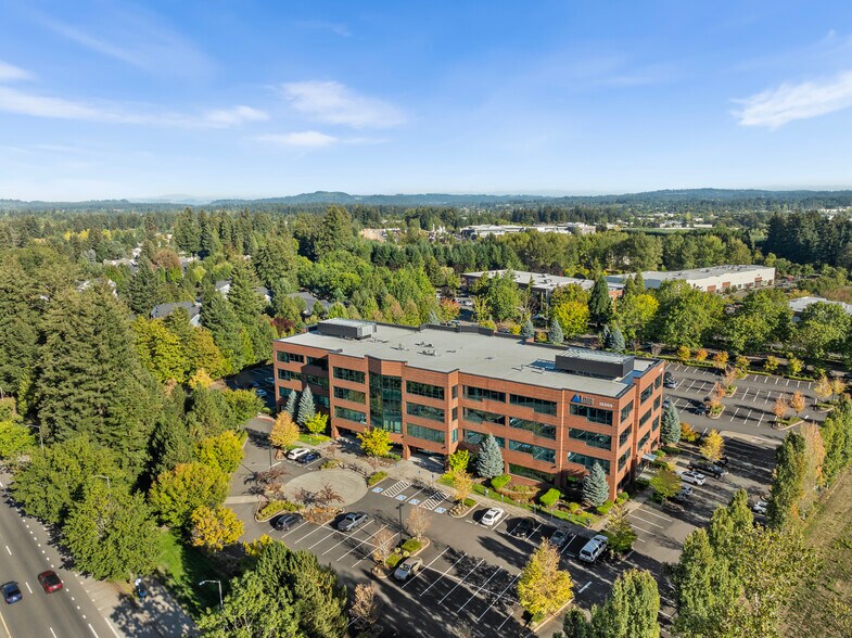 More Photos Of 12205 SW Tualatin Rd, Tualatin Office For Lease