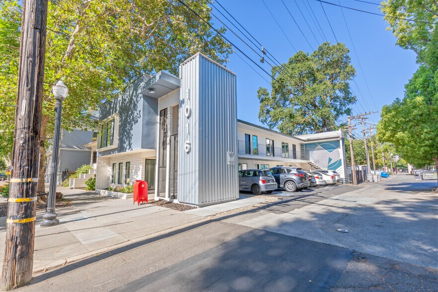 More Photos Of 1016 23rd St, Sacramento Office Residential For Sale