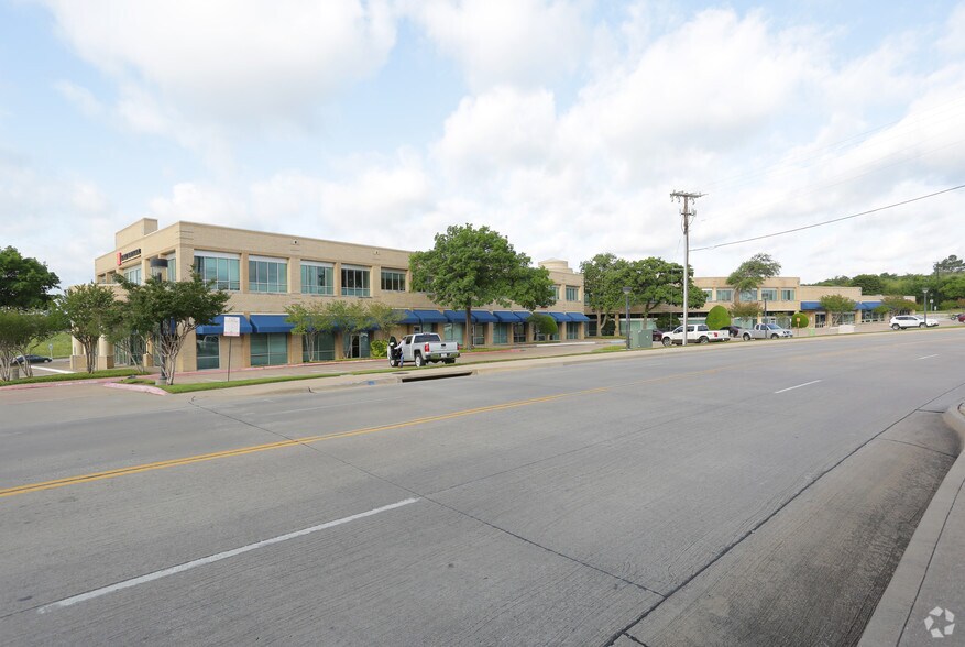 More Photos Of 6001-6077 W Interstate 20, Arlington Office For Lease