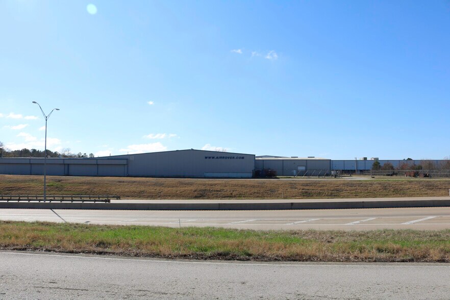 More Photos Of 13343 Interstate 20 E, Tyler Warehouse For Lease