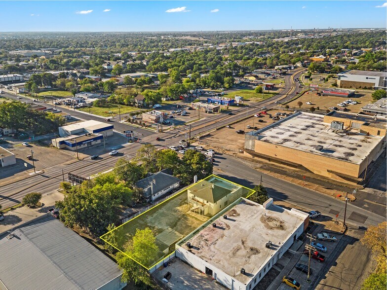 More Photos Of 521 N 18th St, Waco Office Residential For Sale