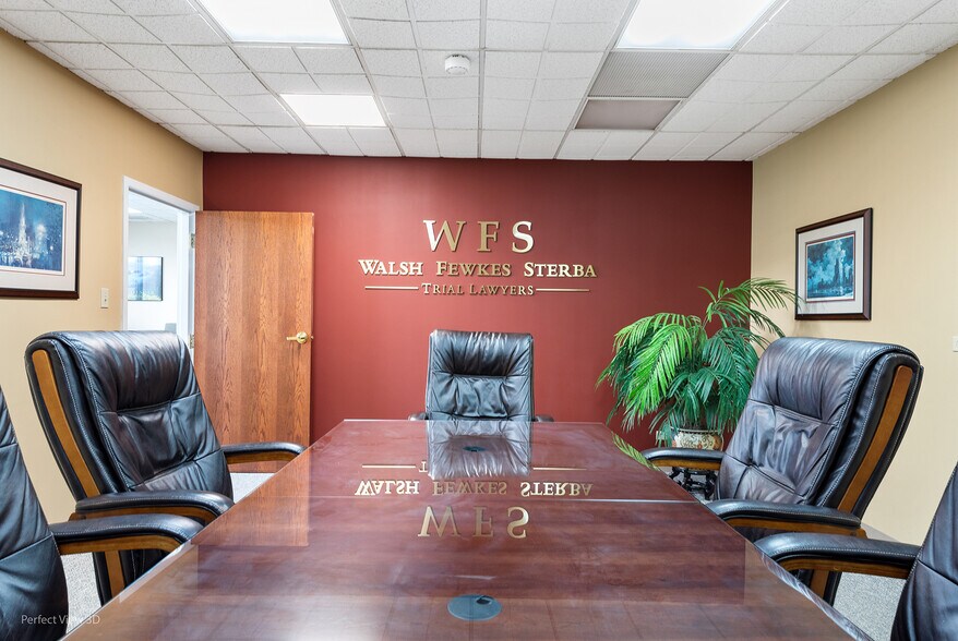 More Photos Of 7270 W College Dr, Palos Heights Office For Lease