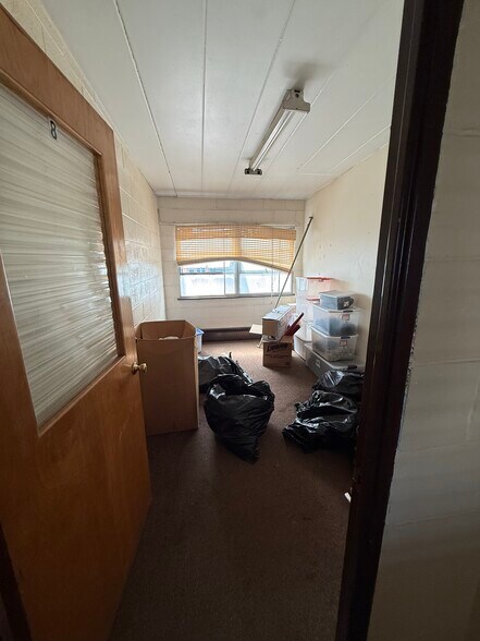 More Photos Of 10324 S Avenue J, Chicago Religious Facility For Sale