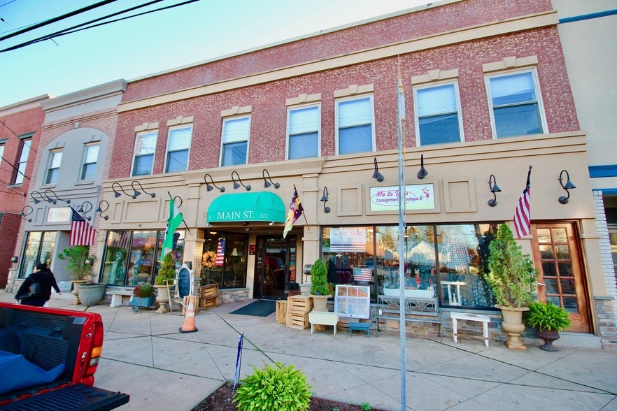 More Photos Of 122-126 Main St, Hackettstown Apartments For Lease