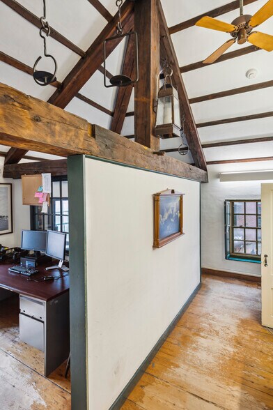 More Photos Of 10 Marshall St, Boston Office Residential For Sale