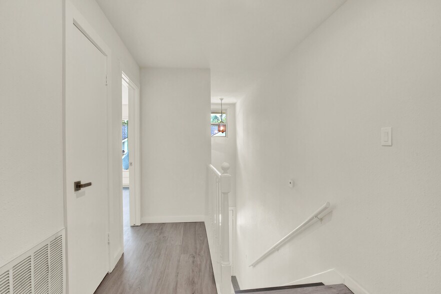 More Photos Of 12455 Melville Dr, Montgomery Apartments For Sale