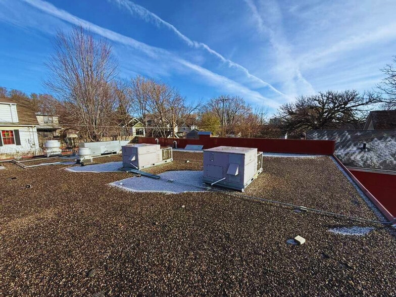 More Photos Of 1061 Hudson Rd, Saint Paul Restaurant For Sale