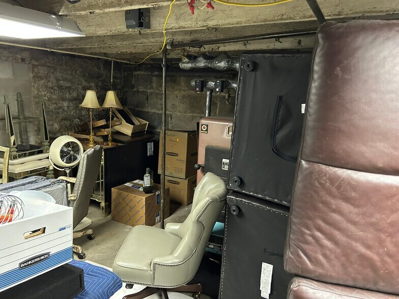 More Photos Of 62 Public Sq, Salem Storefront Retail Office For Sale