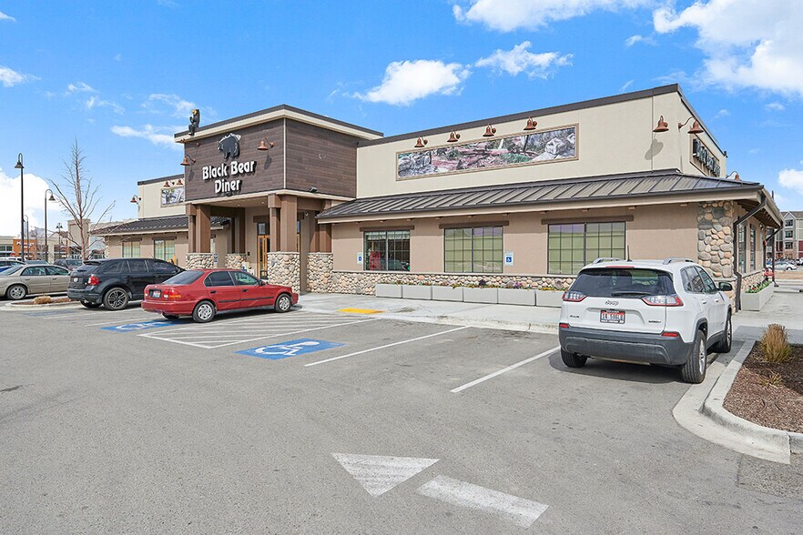More Photos Of 7610 W State St, Boise Fast Food For Lease