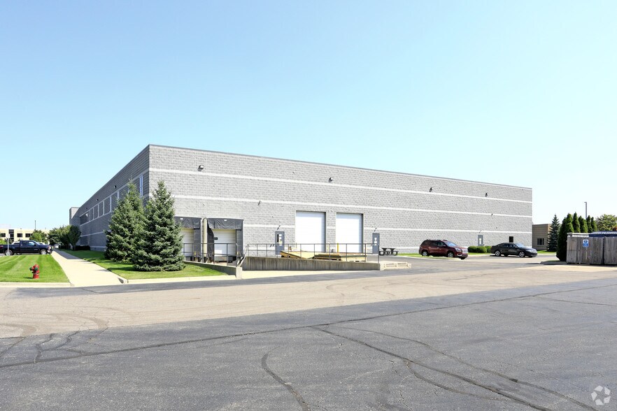 More Photos Of 2805 Bellingham Dr, Troy Research And Development For Lease