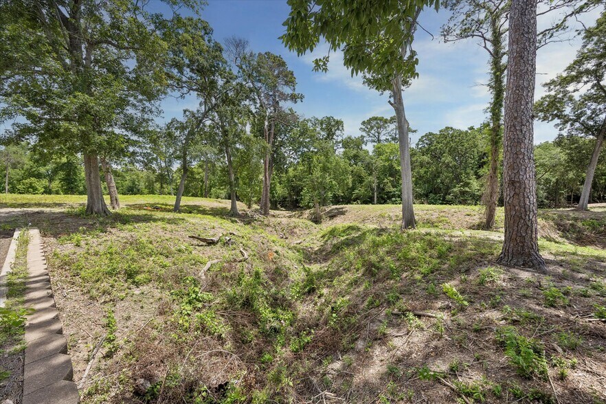 More Photos Of 0 Deerwood, Houston Land For Sale