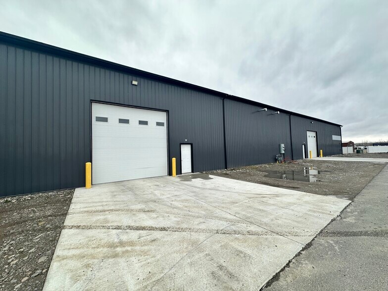 More Photos Of 5410 Knox Ave, Billings Warehouse For Lease