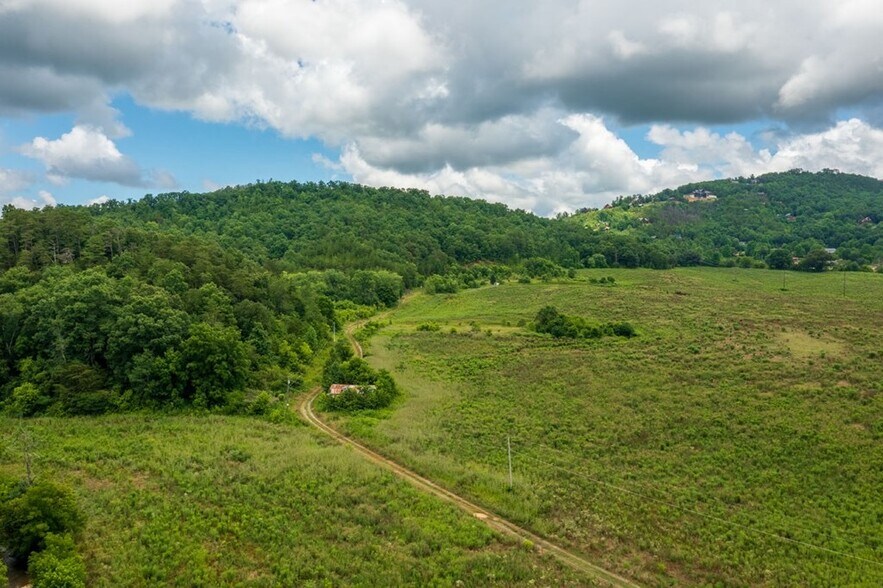 More Photos Of 2570 Herb Ownby Way, Sevierville Land For Sale