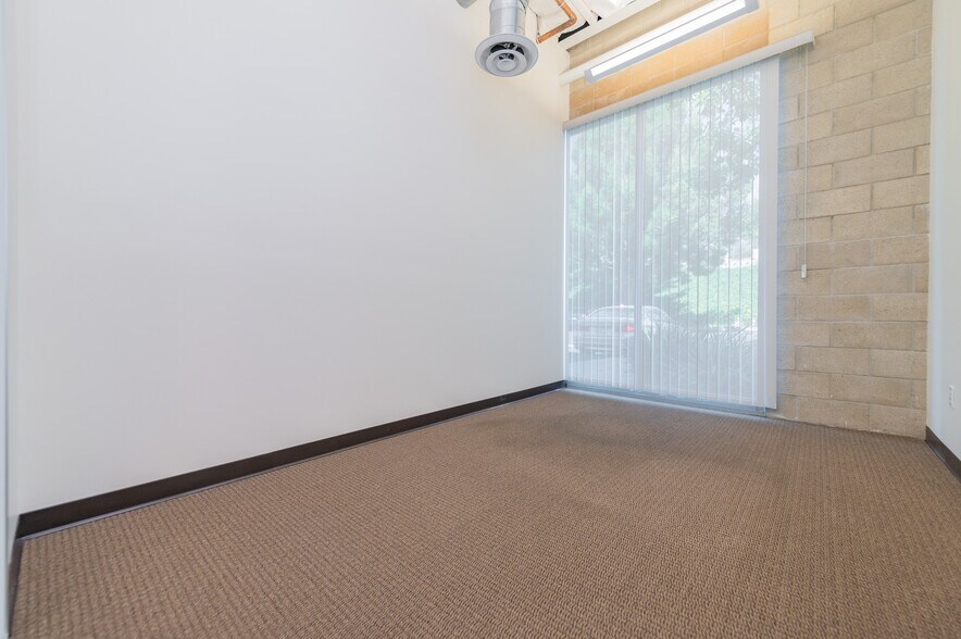 More Photos Of 8925 Research Dr, Irvine Office For Sale