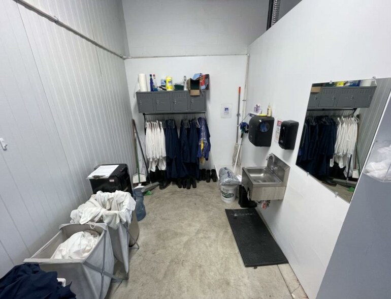 More Photos Of 1035 17th Ave, Santa Cruz Warehouse For Sale