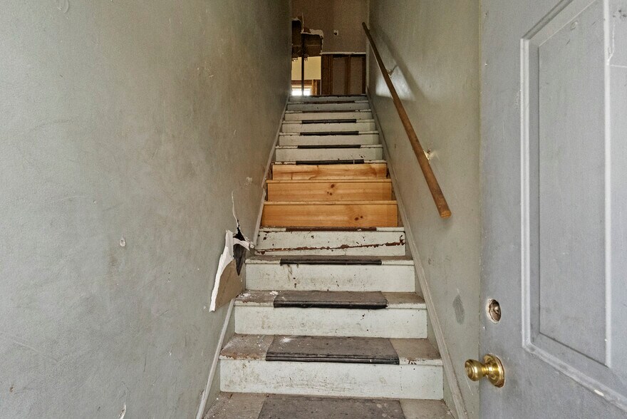 More Photos Of 330 N 29th St, Louisville Multifamily For Sale