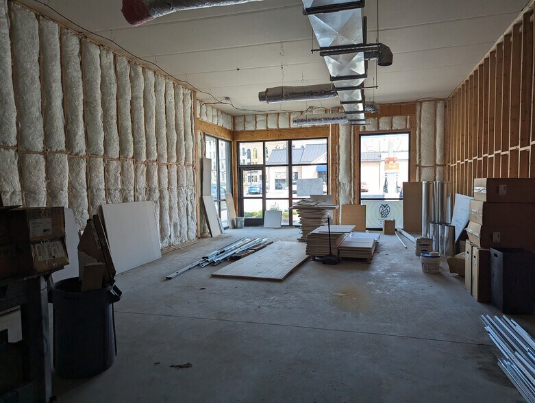 More Photos Of 185 Madison St, Worcester Storefront Retail Office For Lease