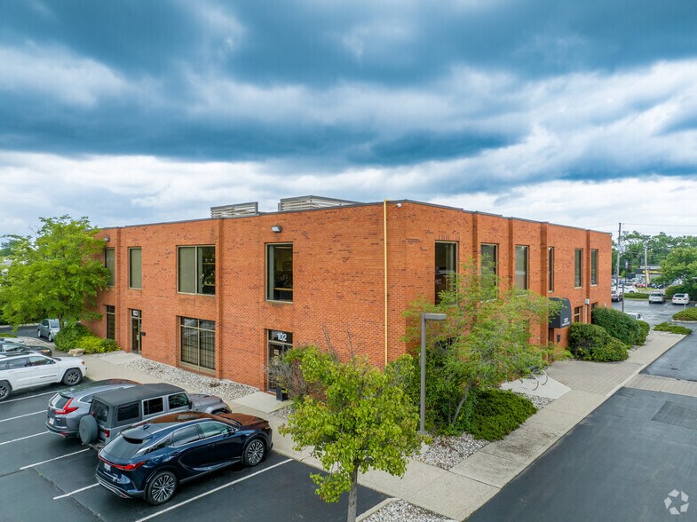 More Photos Of 2321 Fairview St, Burlington Office For Lease