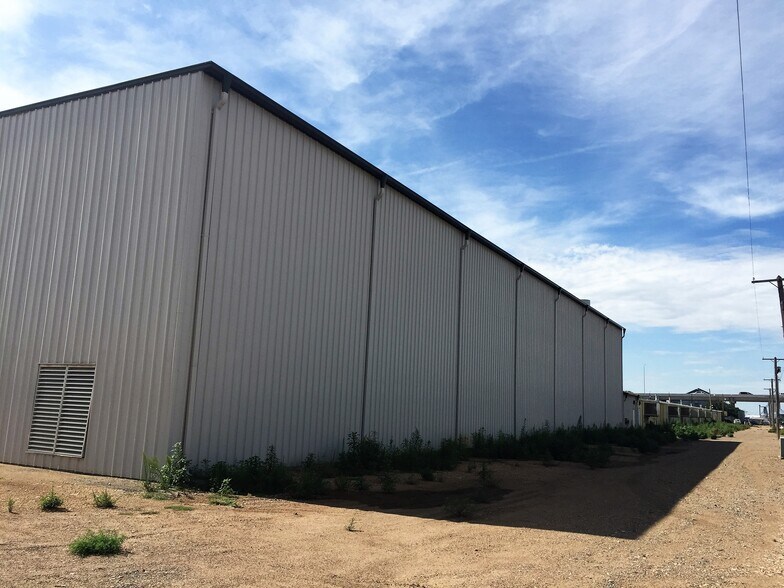 More Photos Of 421 E 34th St SE, Amarillo Industrial For Sale