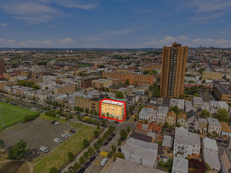 More Photos Of 604 21st St, Union City Apartments For Sale