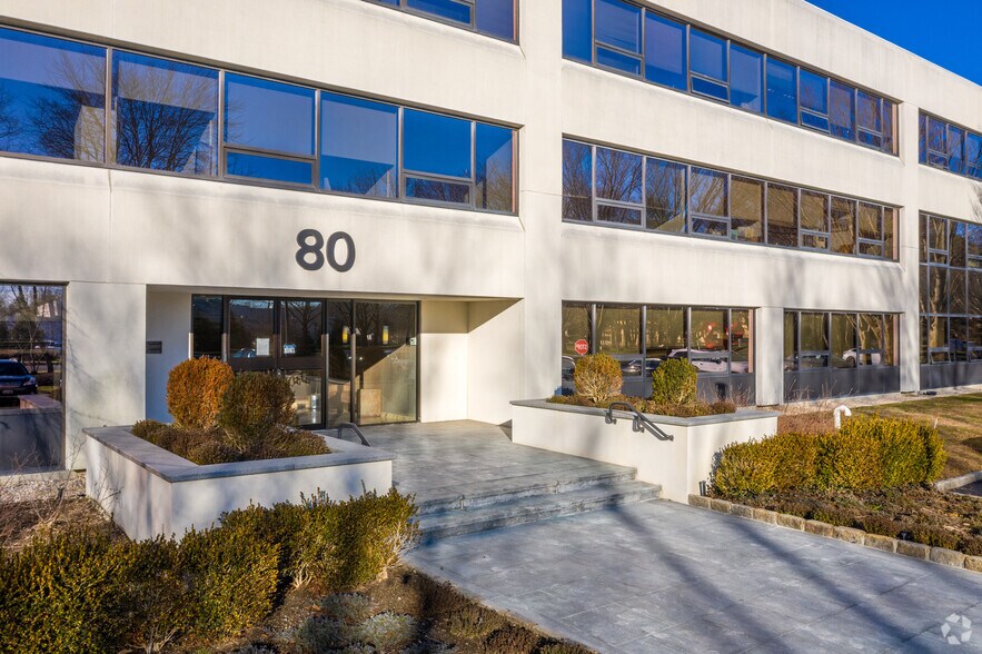 More Photos Of 80 Business Park Dr, Armonk Office For Lease