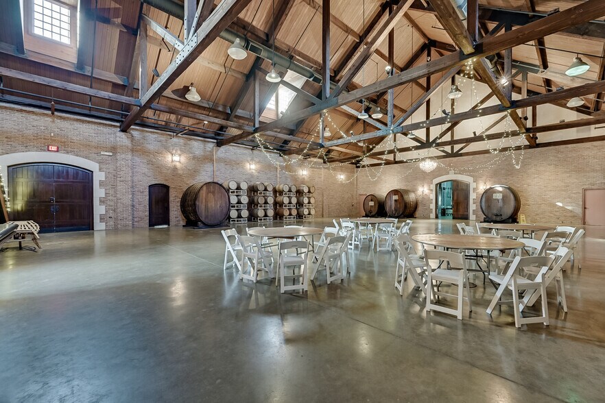 More Photos Of 2000 Champagne Blvd, Grapevine Specialty For Sale