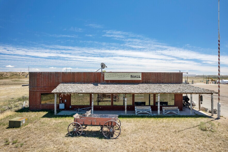 More Photos Of 10652 US Highway 189, Big Piney Freestanding For Sale