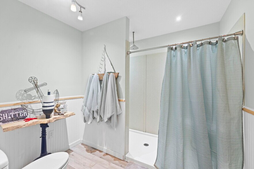 More Photos Of 116 N 3rd St, Burlington Apartments For Sale