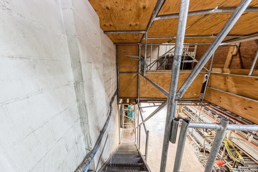 More Photos Of 138-27 247th St, Rosedale Showroom For Sale