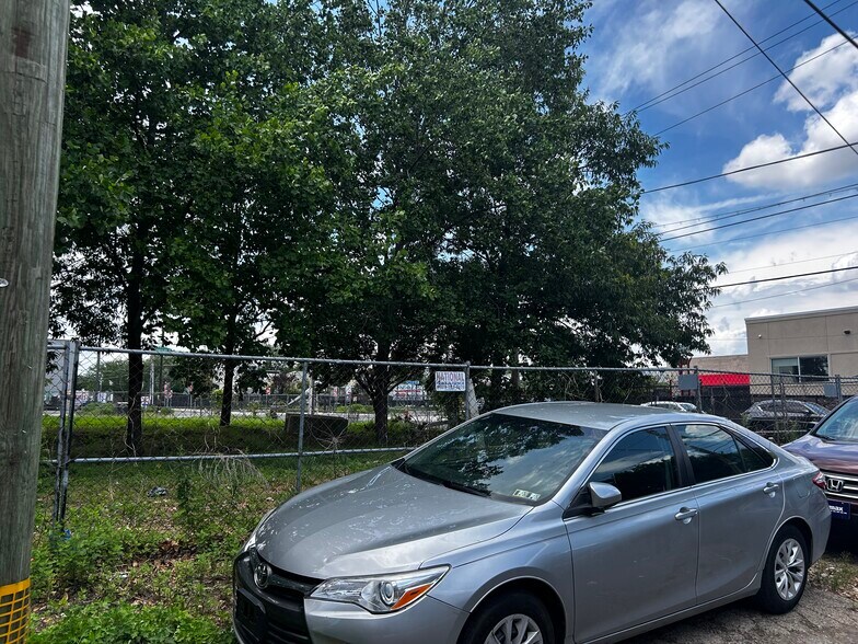 More Photos Of 212 W Diamond St, Philadelphia Land For Sale