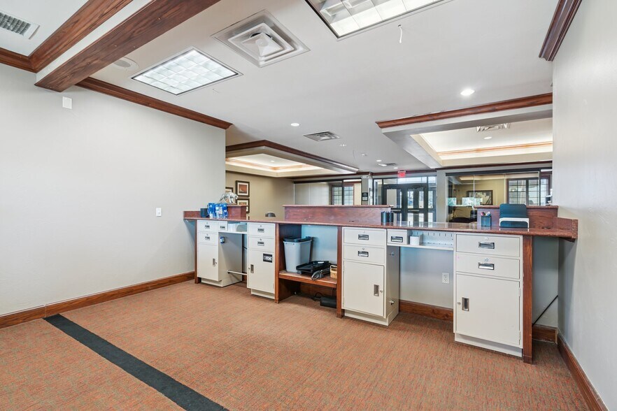 More Photos Of 525 S Jardot Rd, Stillwater Office Residential For Sale