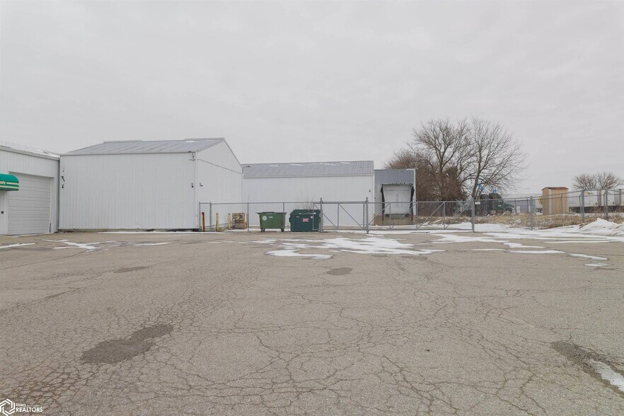 Primary Photo Of 1130 Broadway St, West Burlington Industrial For Lease
