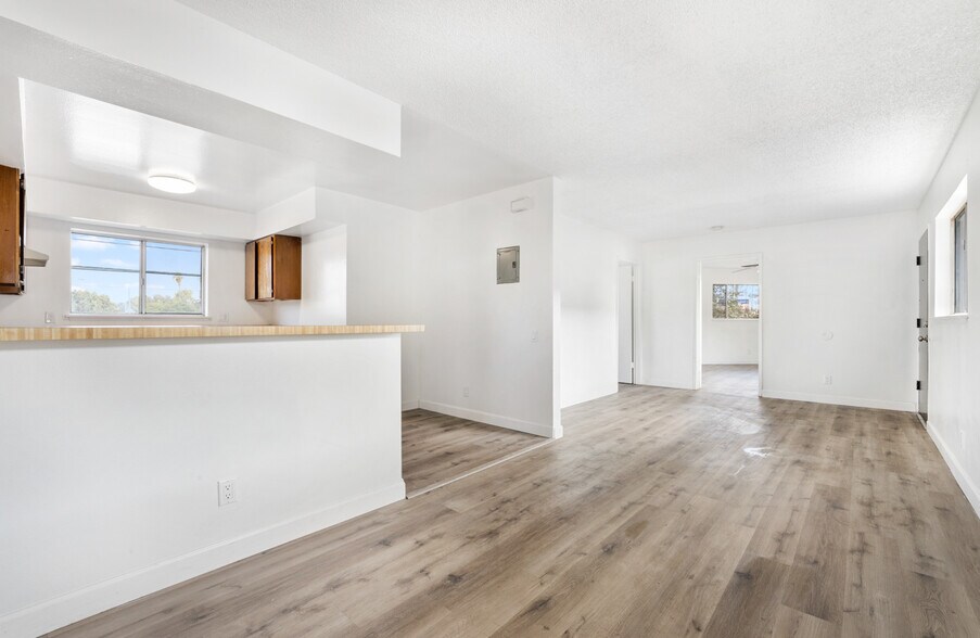 More Photos Of 2200-2204 W Slauson Ave, Los Angeles Apartments For Sale