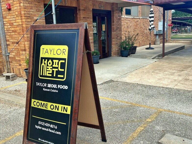 More Photos Of 410 W 7th St, Taylor Research And Development For Lease