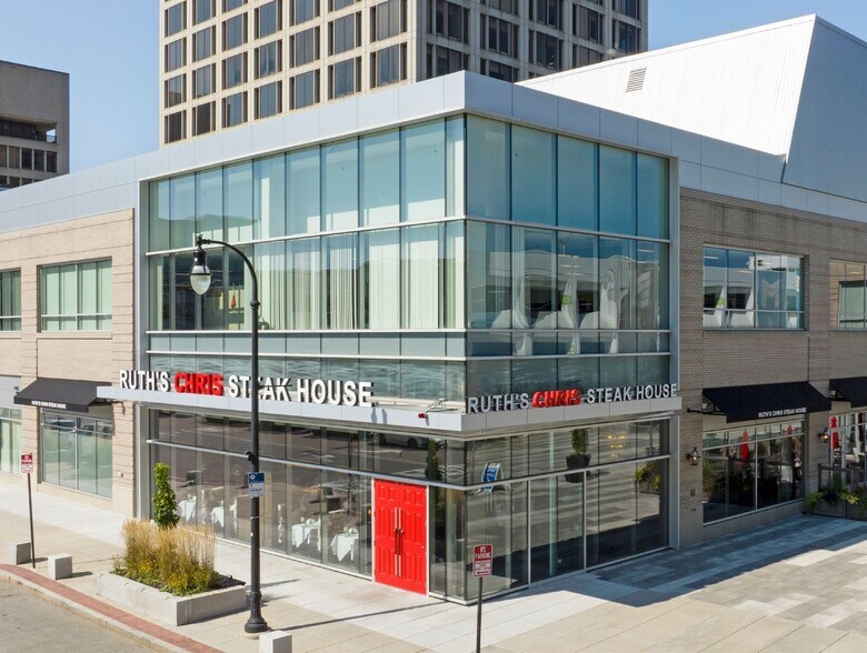 More Photos Of 100 Front St, Worcester Unknown For Lease