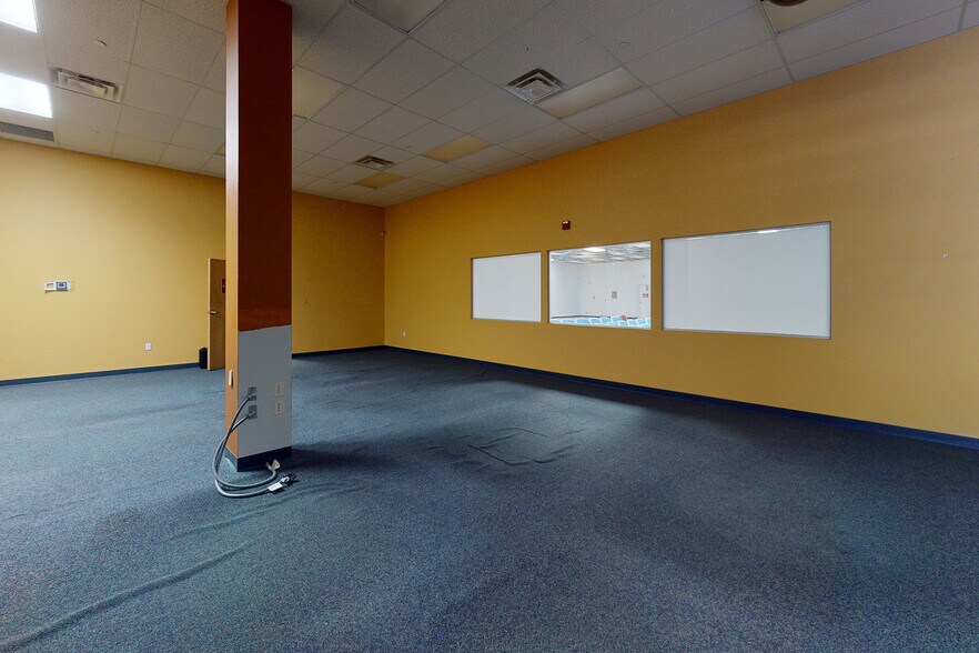 More Photos Of 6790 New Tampa Hwy, Lakeland Unknown For Lease