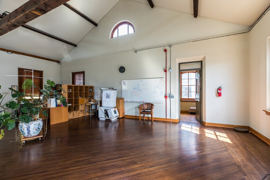 More Photos Of 808-818 N 3rd St, Philadelphia Loft Creative Space For Lease